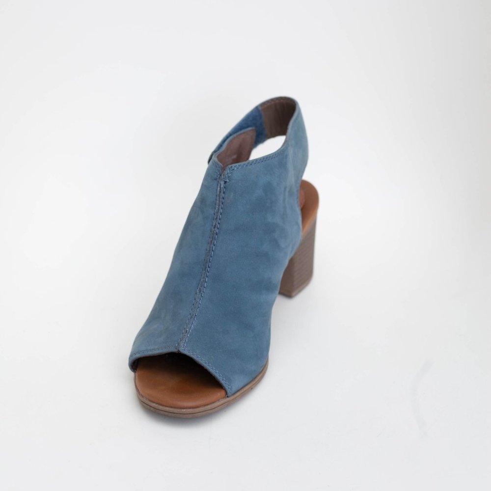 Rockport Blue Suede shoes size 8 1/2 - Picture 3 of 3